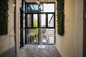 Contemporary Loft in the Heart of Chiang Mai - 5 Mins From Nimman