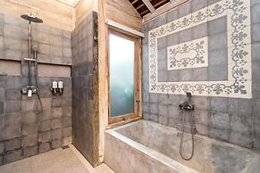 Peaceful 4 Bedrooms Private Pool Villas Rice Field View