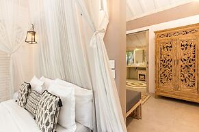 Peaceful 4 Bedrooms Private Pool Villas Rice Field View