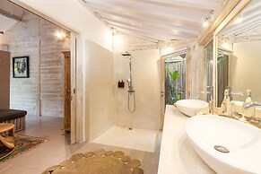 Peaceful 4 Bedrooms Private Pool Villas Rice Field View