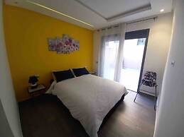 Apartment Modern, 2chambres,2terrasse,iptv,parking