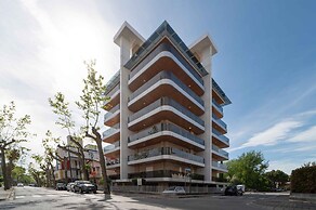 Elegant Residenza Monica 2 Two Bedroom C6 Sleeps 6