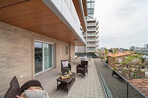 Elegant Residenza Monica 2 Two Bedroom C6 Sleeps 6