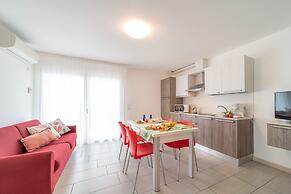 Elegant Residenza Monica Two Bedroom C6 Sleeps 6