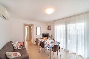 Elegant Residenza Monica Two Bedroom C6 Sleeps 6