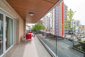 Elegant Residenza Monica Two Bedroom C6 Sleeps 6