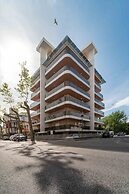 Elegant Residenza Monica Two Bedroom C6 Sleeps 6