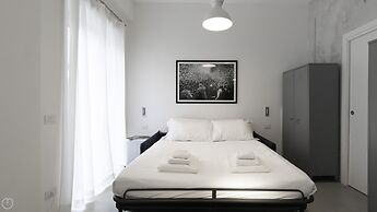 Italianway - Piazza Niccolo Tommaseo 2A