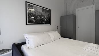 Italianway - Piazza Niccolo Tommaseo 2A