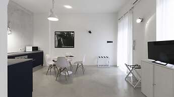 Italianway - Piazza Niccolo Tommaseo 2A