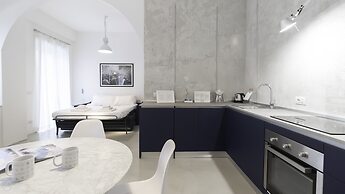 Italianway - Piazza Niccolo Tommaseo 2A