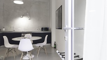 Italianway - Piazza Niccolo Tommaseo 2A