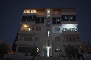 Petra Triclinium Home