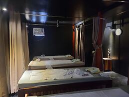 Virgin Island Resort - Restaurant & Spa