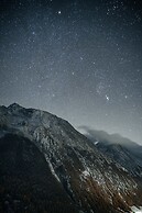 Waldhotel Fletschhorn - Panoramic Retreat in Saas Fee