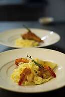 Waldhotel Fletschhorn - Panoramic Retreat in Saas Fee