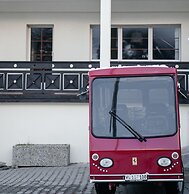 Waldhotel Fletschhorn - Panoramic Retreat in Saas Fee