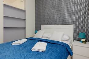 Kolejowa Cozy Apartment by Renters