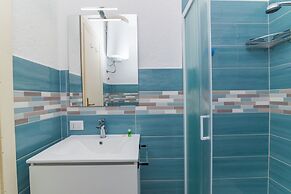 Il Vecchio Faro A48 150mt From The Beach