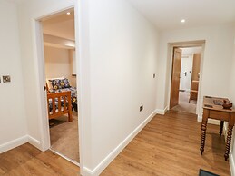 2 Barn Cottages