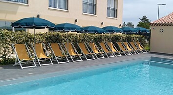 Ibis Styles Miramas - Provence
