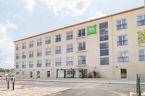 Ibis Styles Miramas - Provence