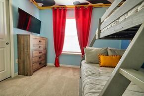 5 Bed Windsor Island Vacation Townhome 5 Bedroom Townhouse by Redawnin