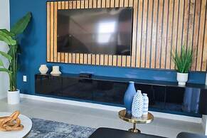 5 Bed Windsor Island Vacation Townhome 5 Bedroom Townhouse by Redawnin