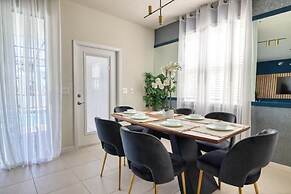 5 Bed Windsor Island Vacation Townhome 5 Bedroom Townhouse by Redawnin