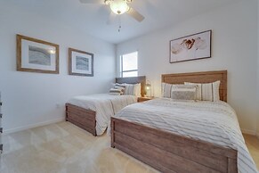 Beautiful Providence Vacation Home 5 Bedroom Home by Redawning