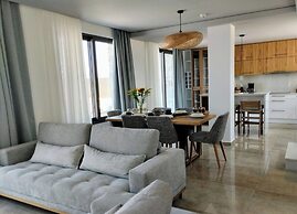 Oinolithos Luxury Villas