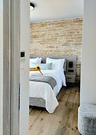 Oinolithos Luxury Villas