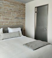 Oinolithos Luxury Villas