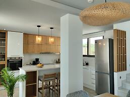 Oinolithos Luxury Villas