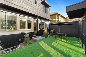 Coopers North in Old Town – Hot Tub & Pool Table!