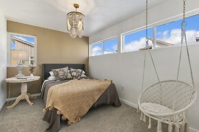 Coopers North in Old Town – Hot Tub & Pool Table!