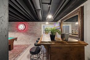 Coopers North in Old Town – Hot Tub & Pool Table!