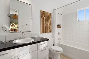 Coopers North in Old Town – Hot Tub & Pool Table!