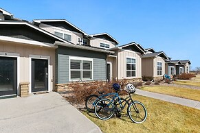 Urban Oasis near Breweries & Old Town - Free Bikes