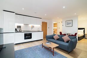 PREMIER SUITES Edinburgh Fountain Court