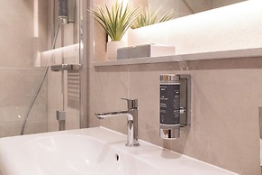 PREMIER SUITES Edinburgh Fountain Court