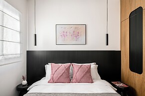 Mate GEORGE - By HOMY