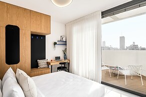 Mate GEORGE - By HOMY