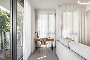 Mate GEORGE - By HOMY