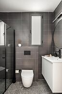 Mate GEORGE - By HOMY