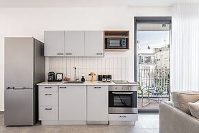 Mate GEORGE - By HOMY