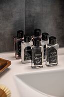 Mate GEORGE - By HOMY