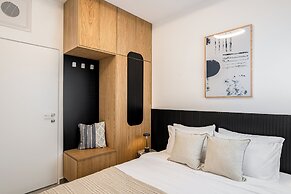 Mate GEORGE - By HOMY