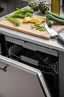 Mate GEORGE - By HOMY