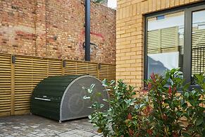 Hammersmith Mews by Viridian Apartments